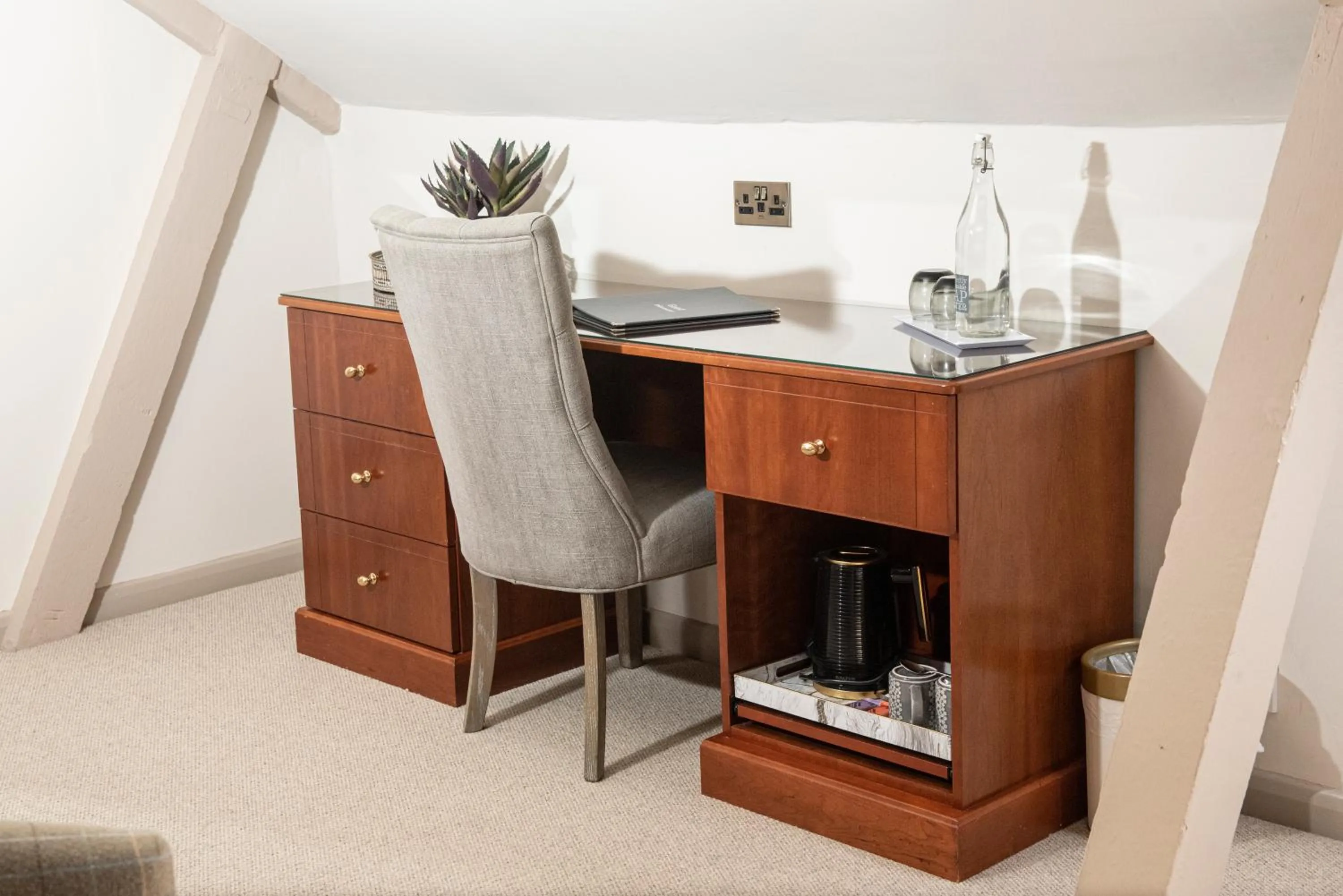 Roundthorn Country House & Luxury Apartments