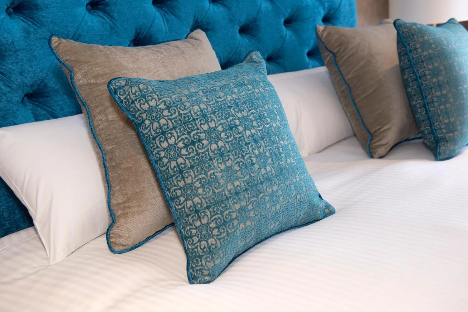 Bed in Roundthorn Country House & Luxury Apartments