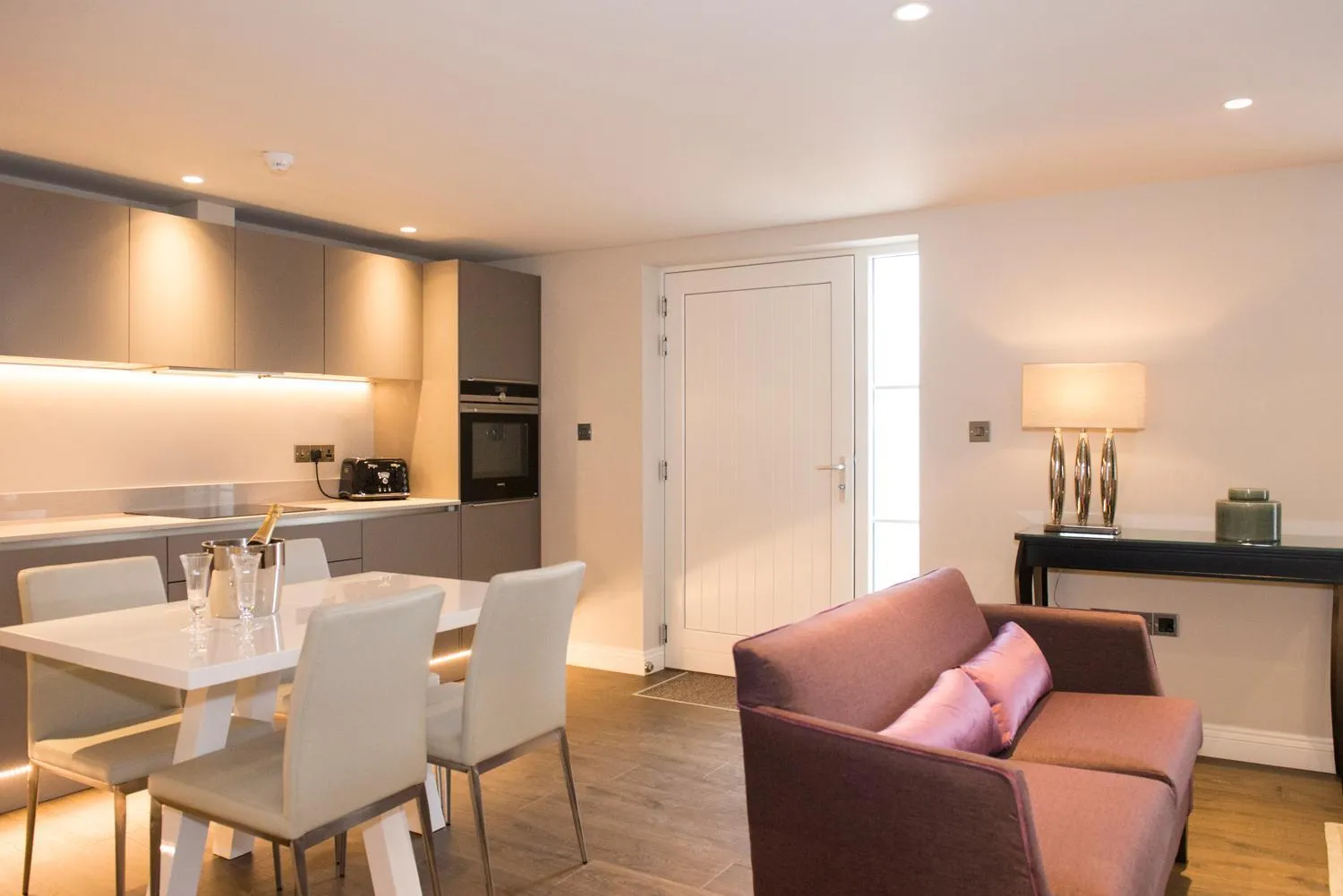 Living room in Roundthorn Country House & Luxury Apartments