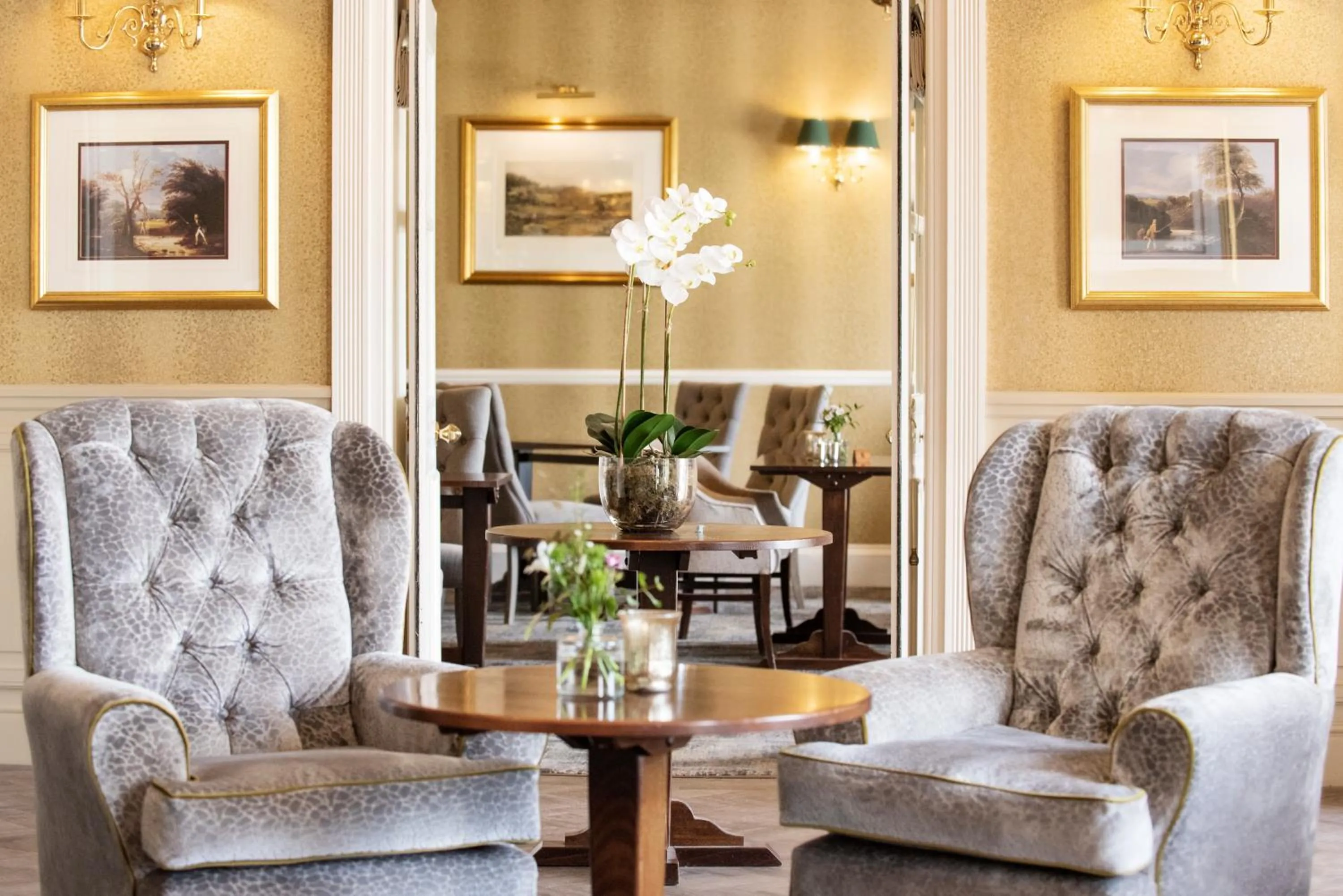 Lounge or bar in Roundthorn Country House & Luxury Apartments