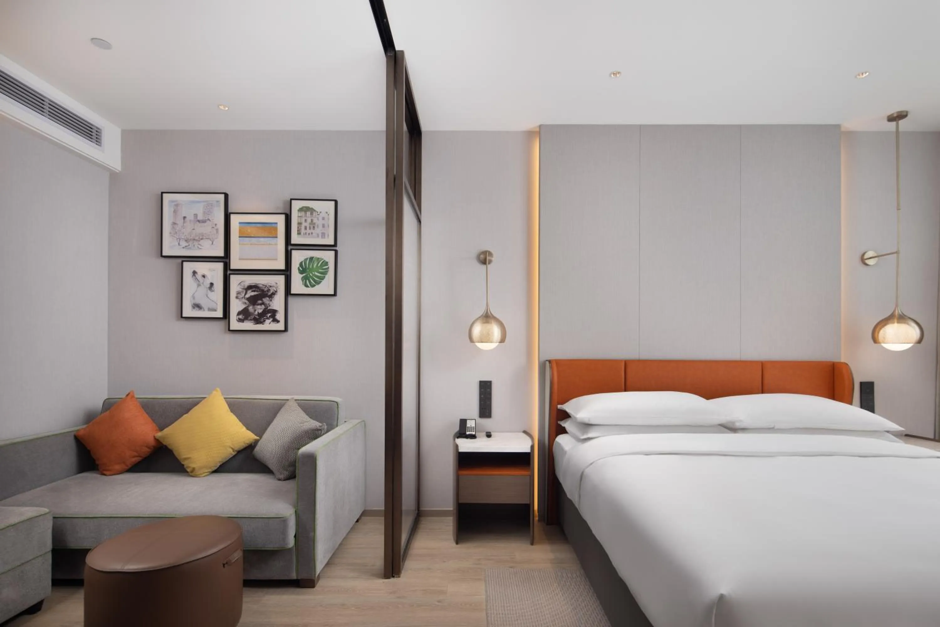 Bed in Home2 Suite by Hilton Hangzhou Qianjiang New Town