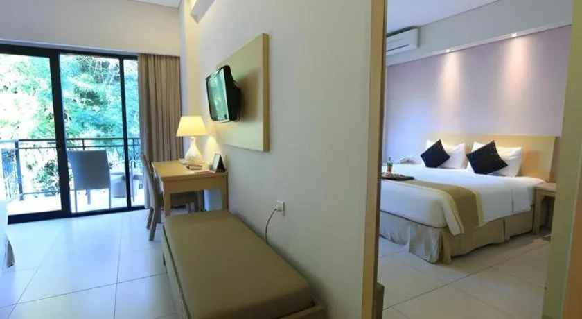 Bed in Laprima Hotel