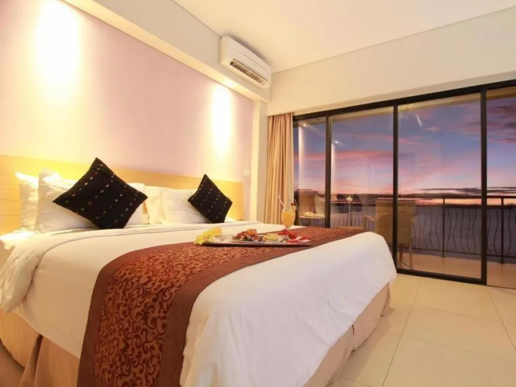 Bed in Laprima Hotel