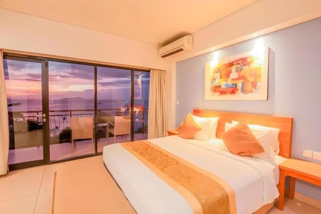 Bed in Laprima Hotel