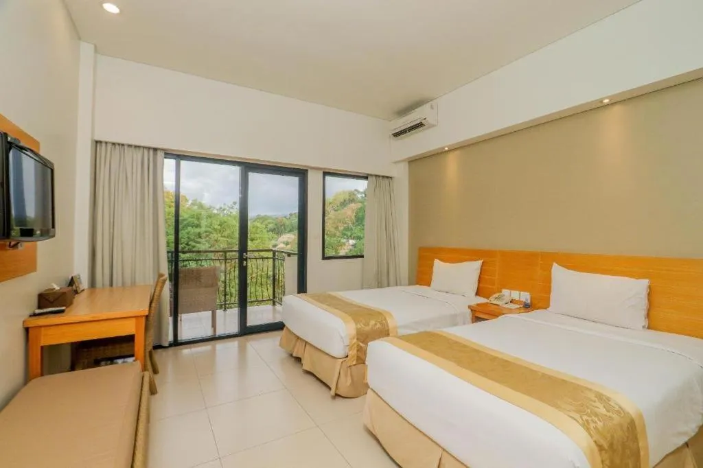 Bed in Laprima Hotel