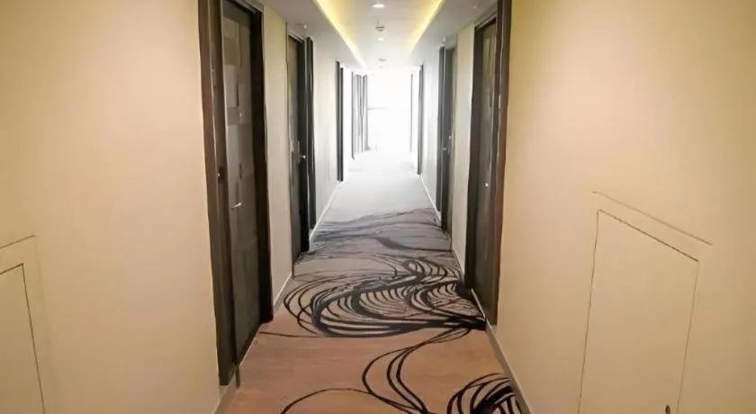 First Pride Hotel Bangkok