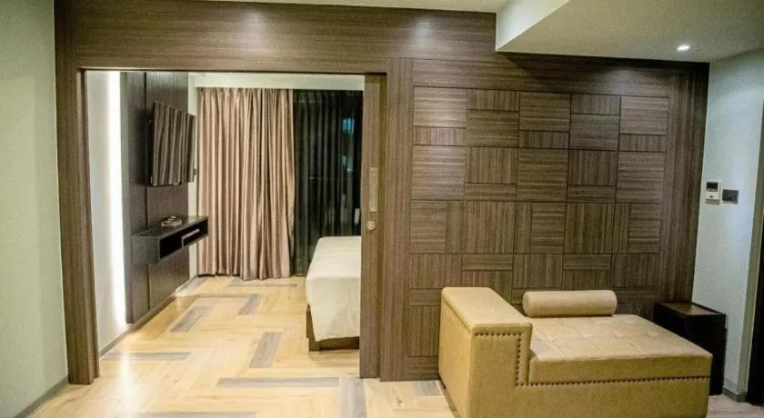 First Pride Hotel Bangkok