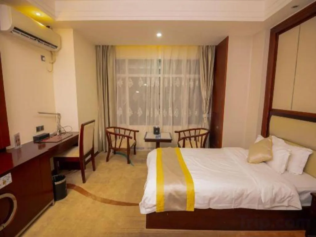 Bed in Grand Szechuan Hotel Vientiane