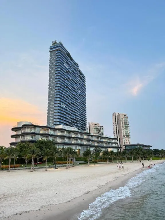 Symphony of The Sea Hotel