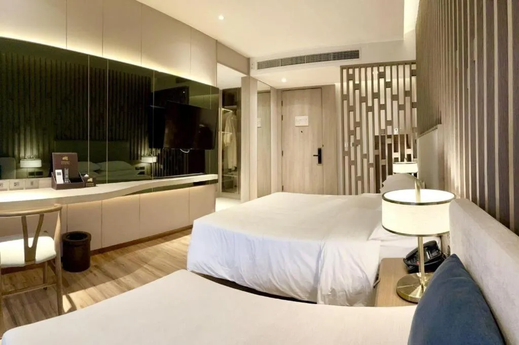 Bed in Symphony of The Sea Hotel