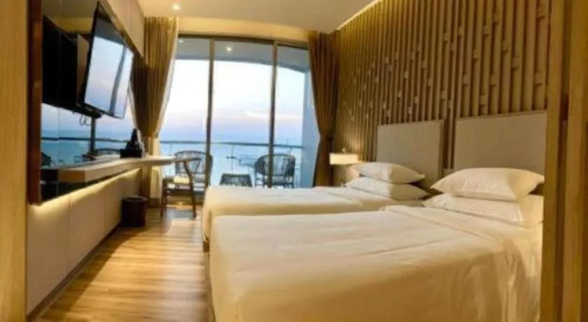 Bed in Symphony of The Sea Hotel