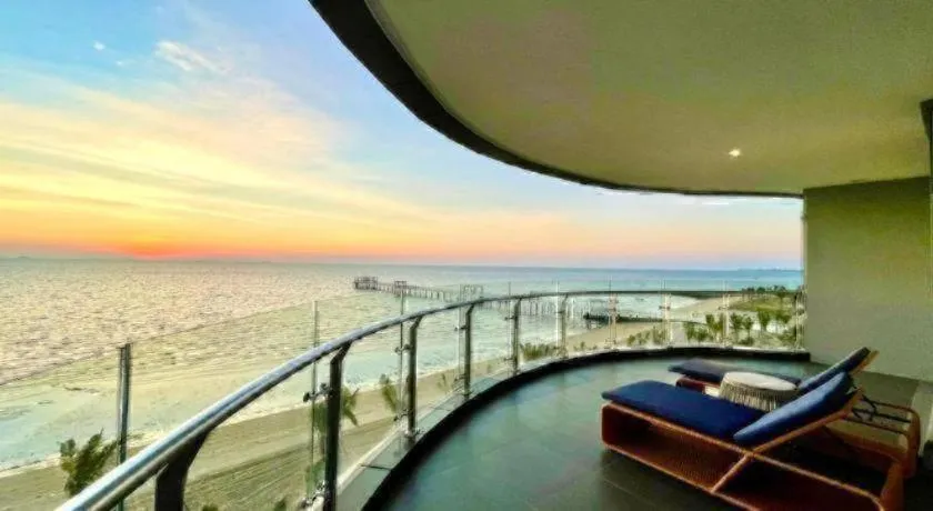 Symphony of The Sea Hotel