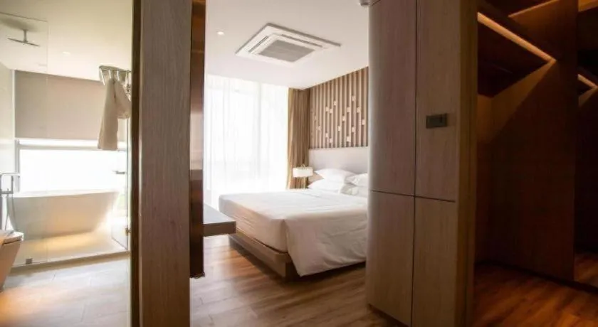 Bed in Symphony of The Sea Hotel