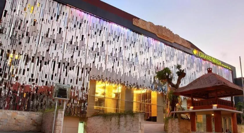 Grand Mega Resort & Spa Bali