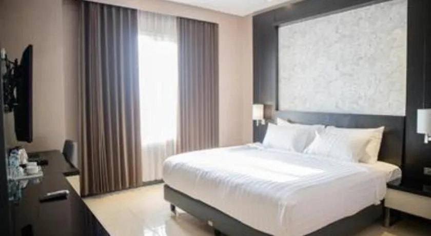 Bed in Karlita Hotel Tegal