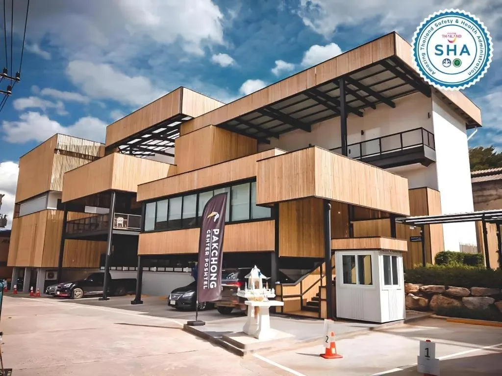 Pakchong Center Poshtel