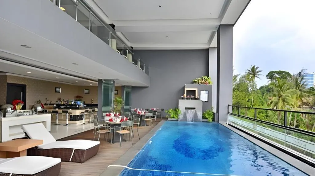 Travello Hotel Bandung