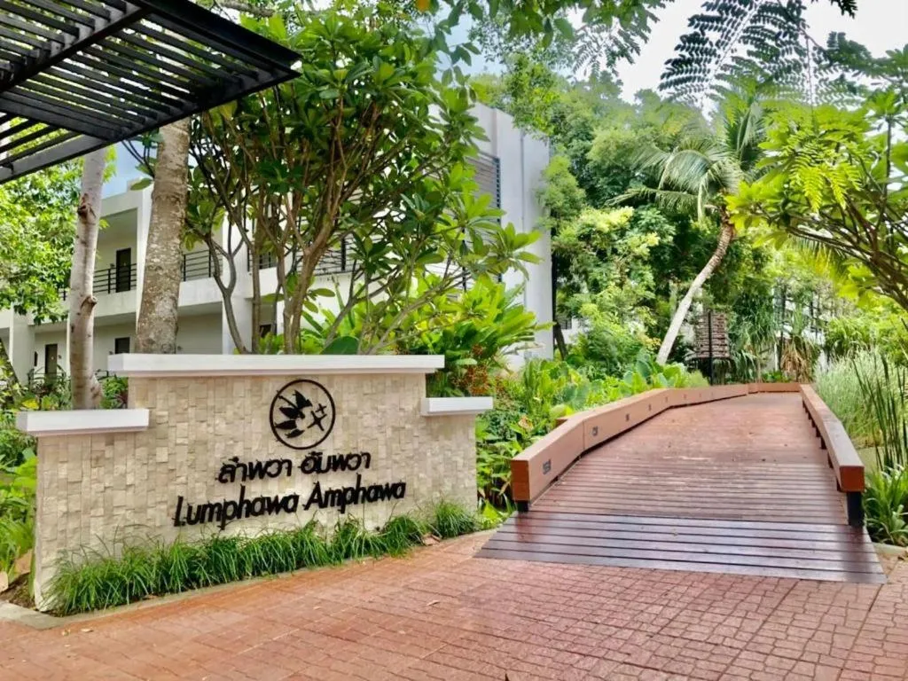 Lumphawa Amphawa Resort