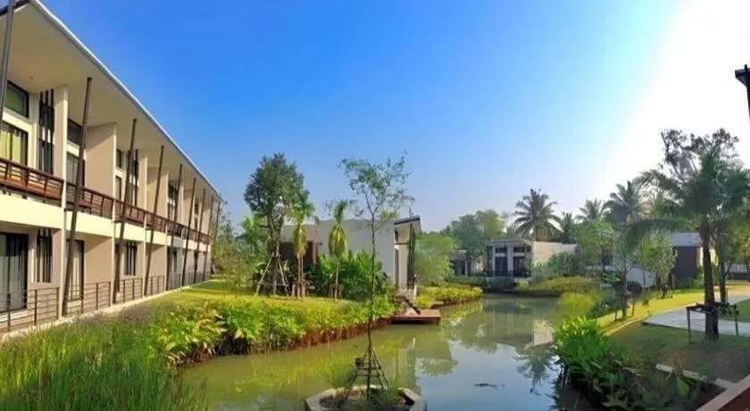 Lumphawa Amphawa Resort