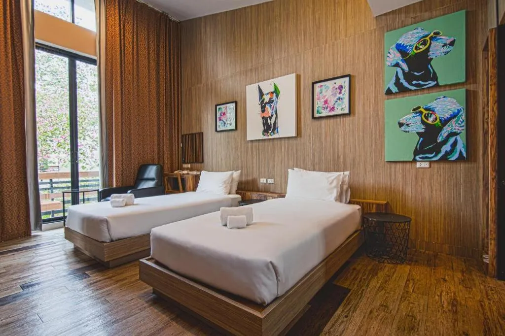 Bed in Lumphawa Amphawa Resort