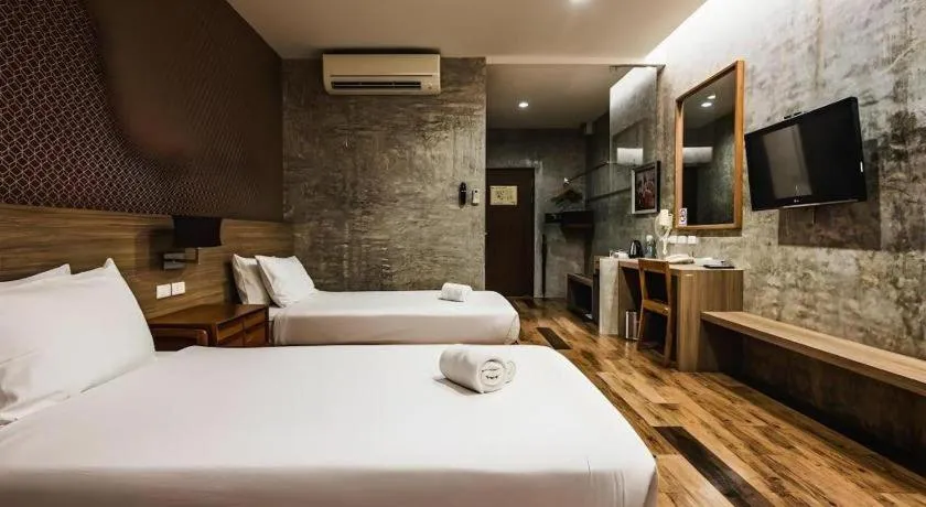 Bed in Lumphawa Amphawa Resort