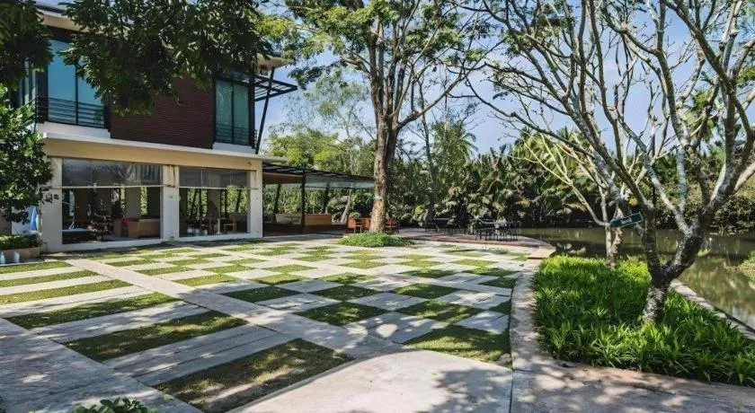 Lumphawa Amphawa Resort