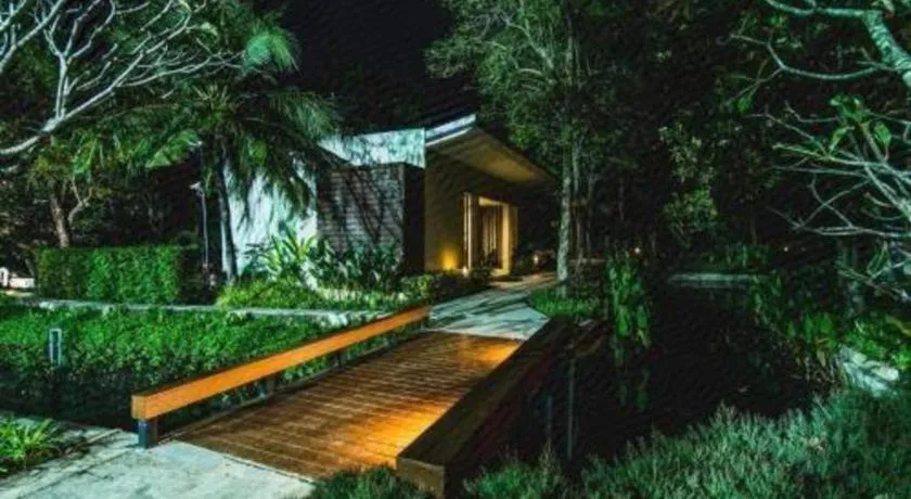 Lumphawa Amphawa Resort