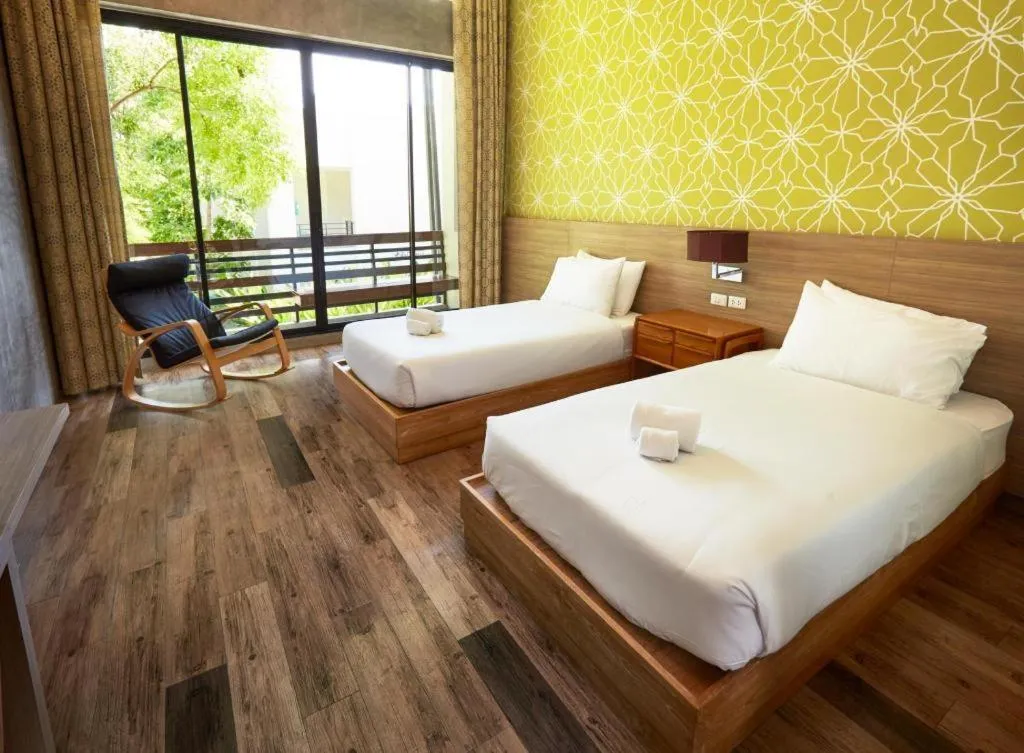 Bed in Lumphawa Amphawa Resort