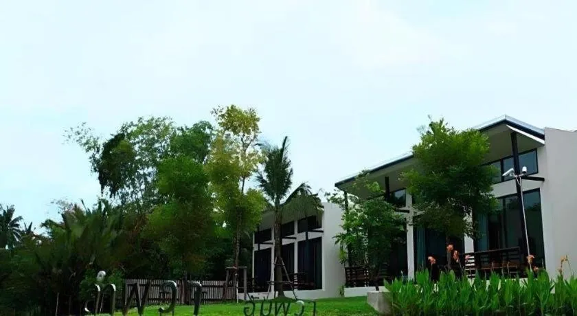 Lumphawa Amphawa Resort