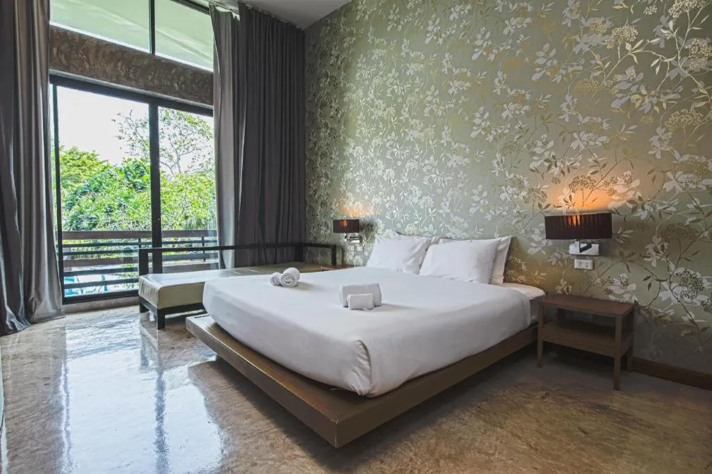 Bed in Lumphawa Amphawa Resort