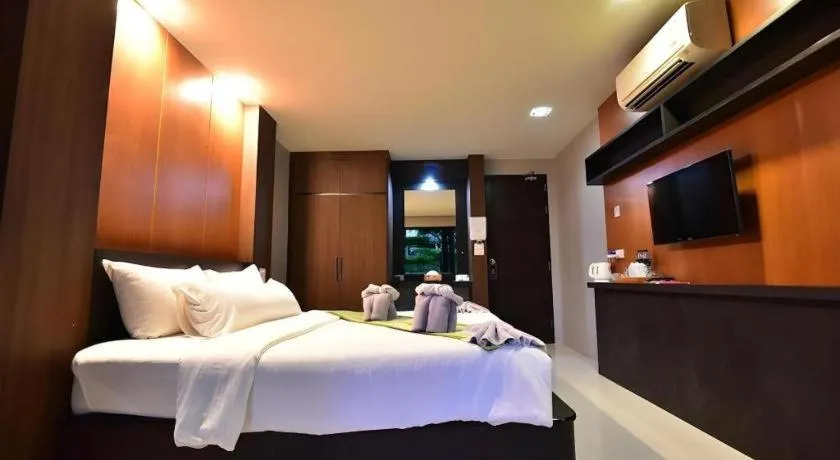 Bed in The Breeze Lipe Resort