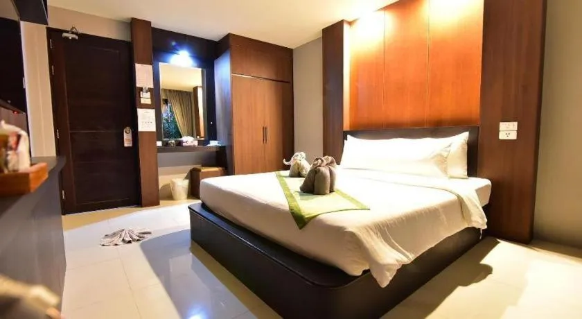 Bed in The Breeze Lipe Resort