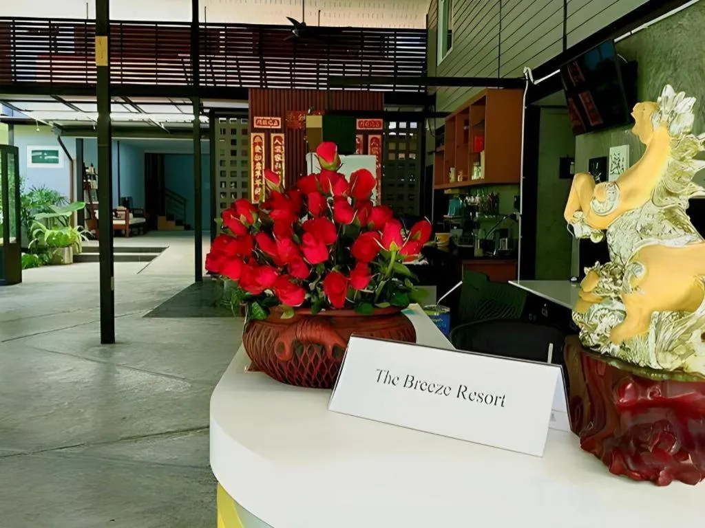 The Breeze Lipe Resort