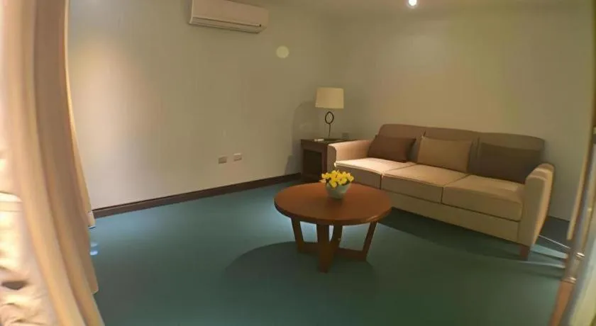 Mansion Garden Hotel