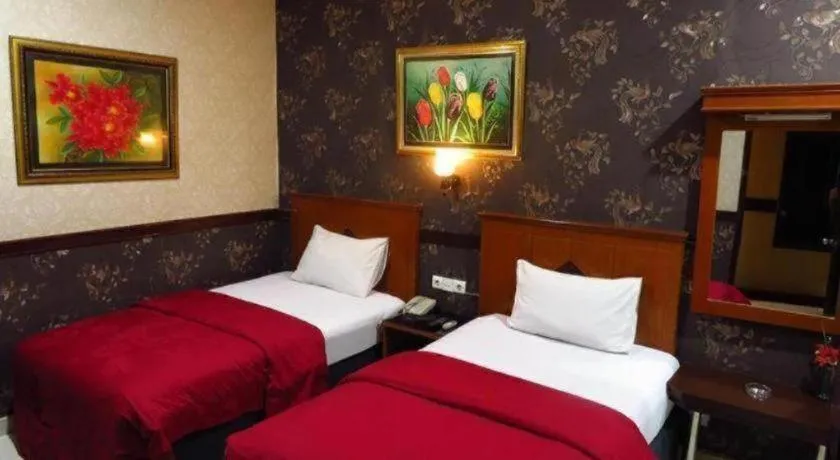 Bed in Hotel Menara Lexus