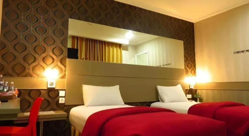 Bed in Hotel Menara Lexus