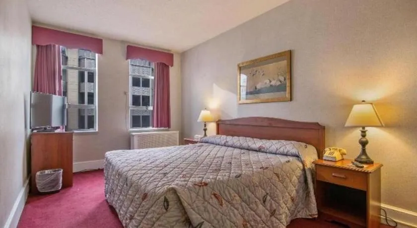 Bed in Hotel Harrington