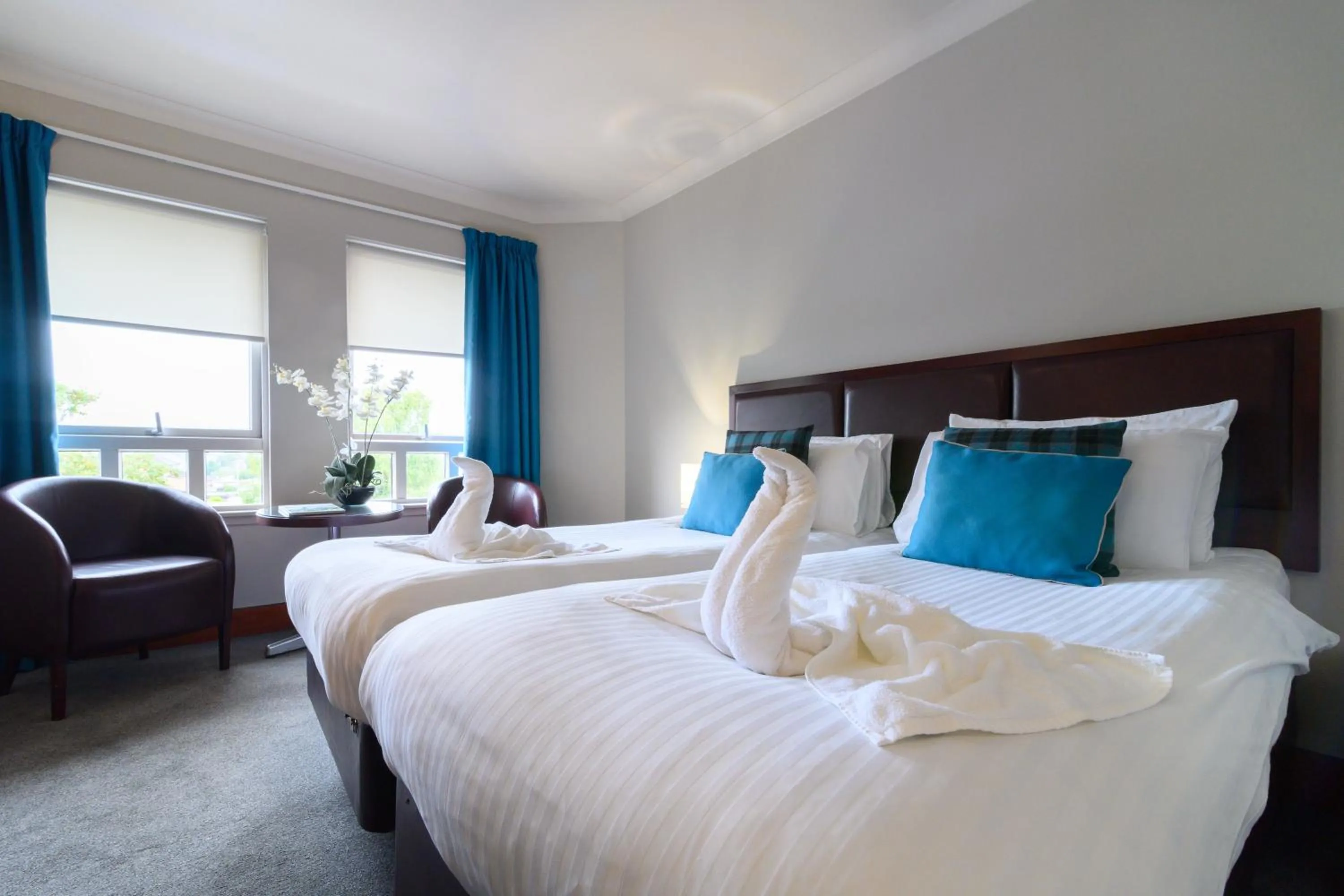 Bed in Glynhill Hotel & Spa near Glasgow Airport