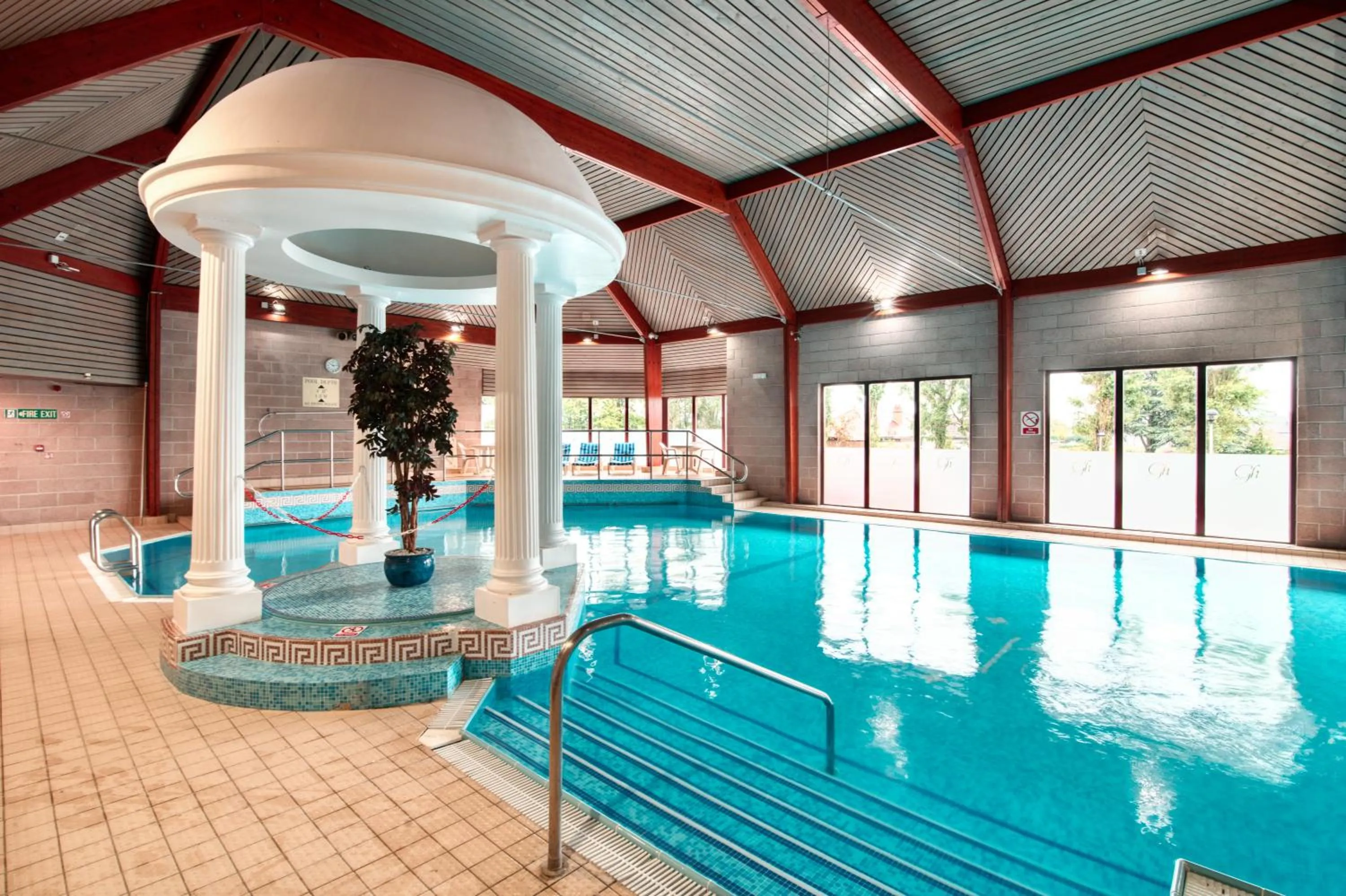 Swimming pool in Glynhill Hotel & Spa near Glasgow Airport