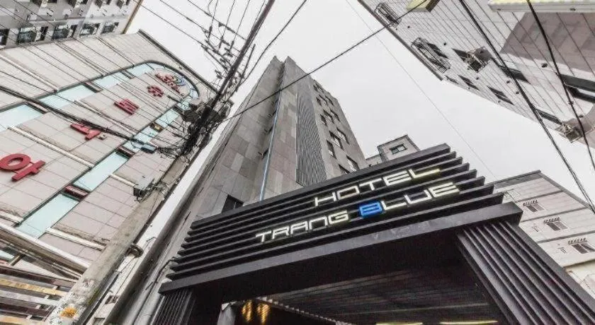 Trang blue hotel