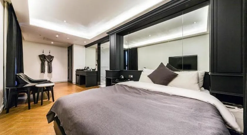 Bed in Trang blue hotel