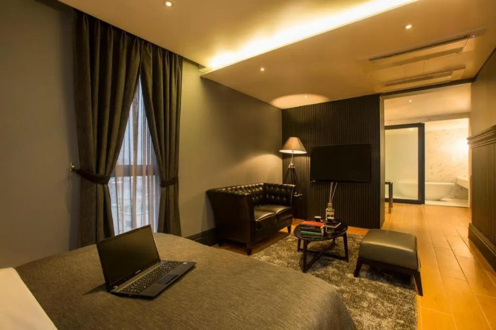 Bed in Trang blue hotel