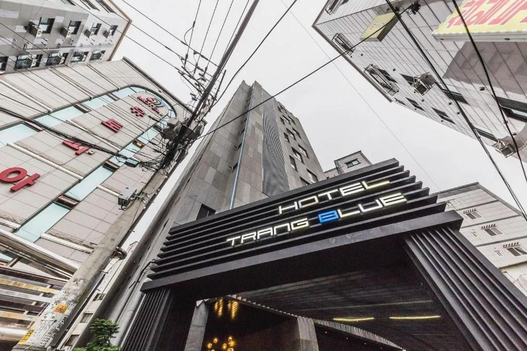 Trang blue hotel