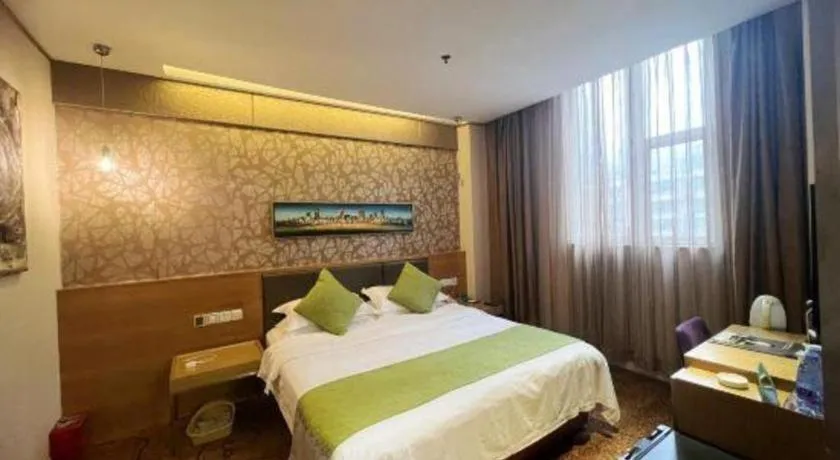 Bed in GreenTree Alliance Shenzhen Shekou Sea World Taizi Road Hotel