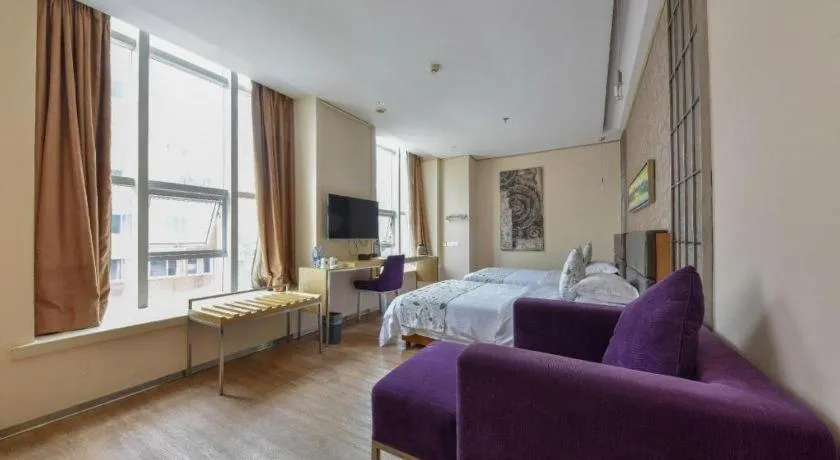 Bed in GreenTree Alliance Shenzhen Shekou Sea World Taizi Road Hotel