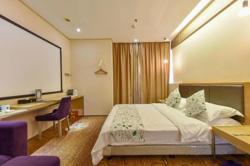 Bed in GreenTree Alliance Shenzhen Shekou Sea World Taizi Road Hotel