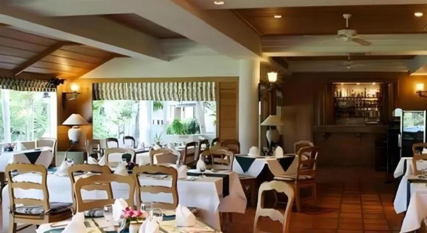 Lake View Hotel And Golf Club