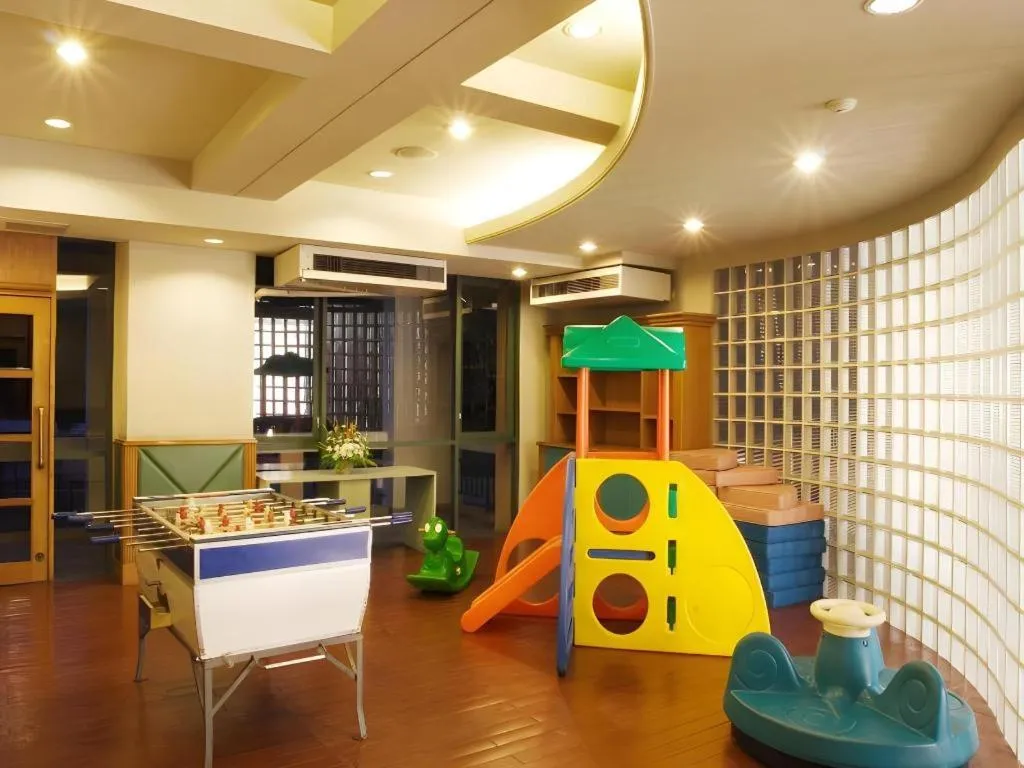 Lake View Hotel And Golf Club