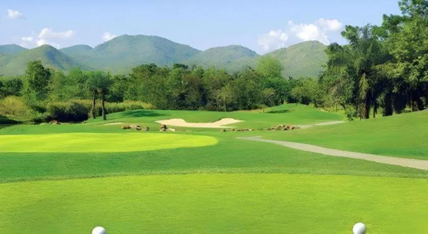 Lake View Hotel And Golf Club