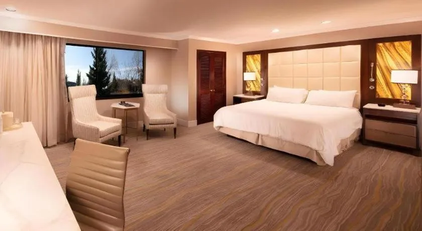 Bed in Peppermill Resort Spa Casino